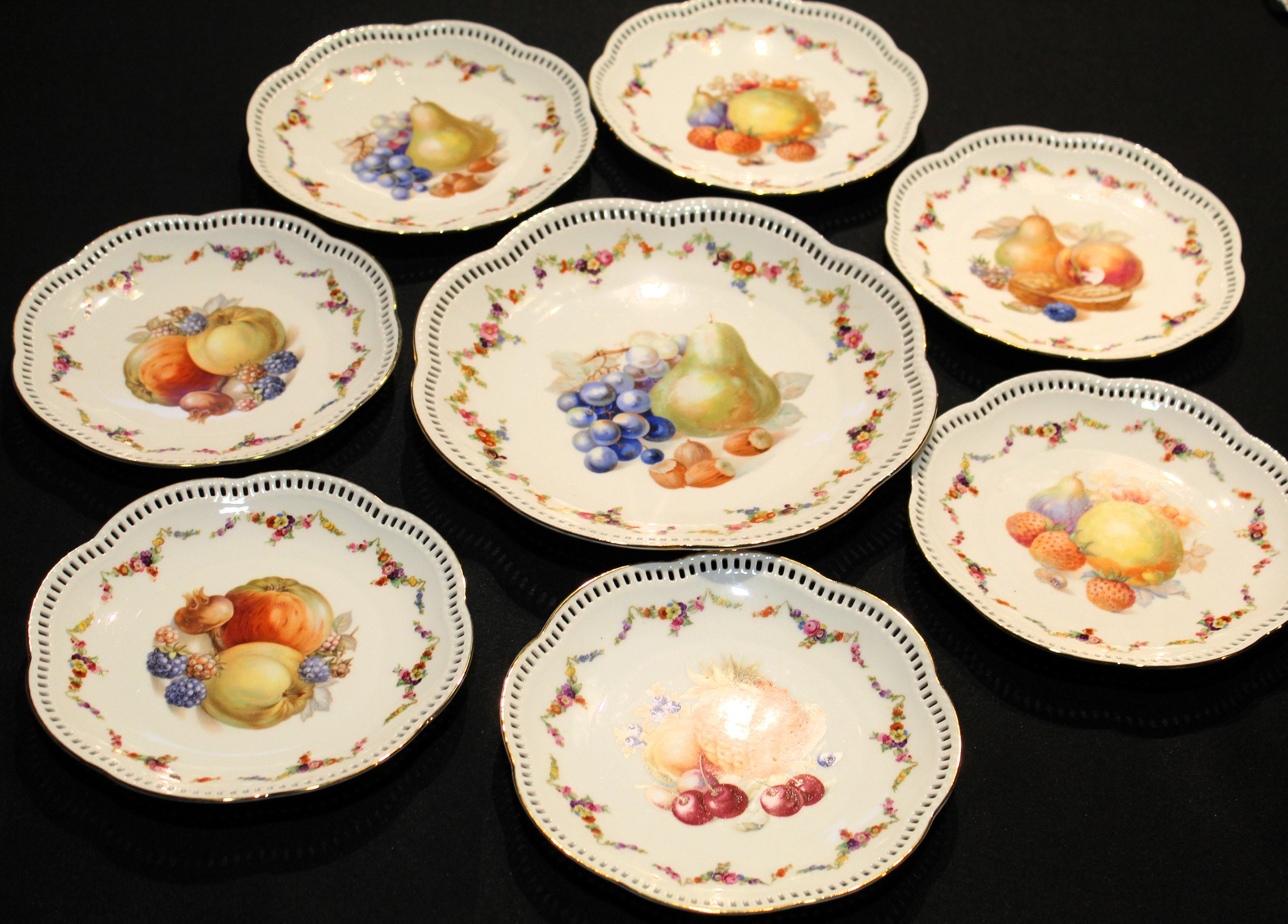 Schumann Arzberg Bavaria Germany Pattern 47 Service Plate & Seven