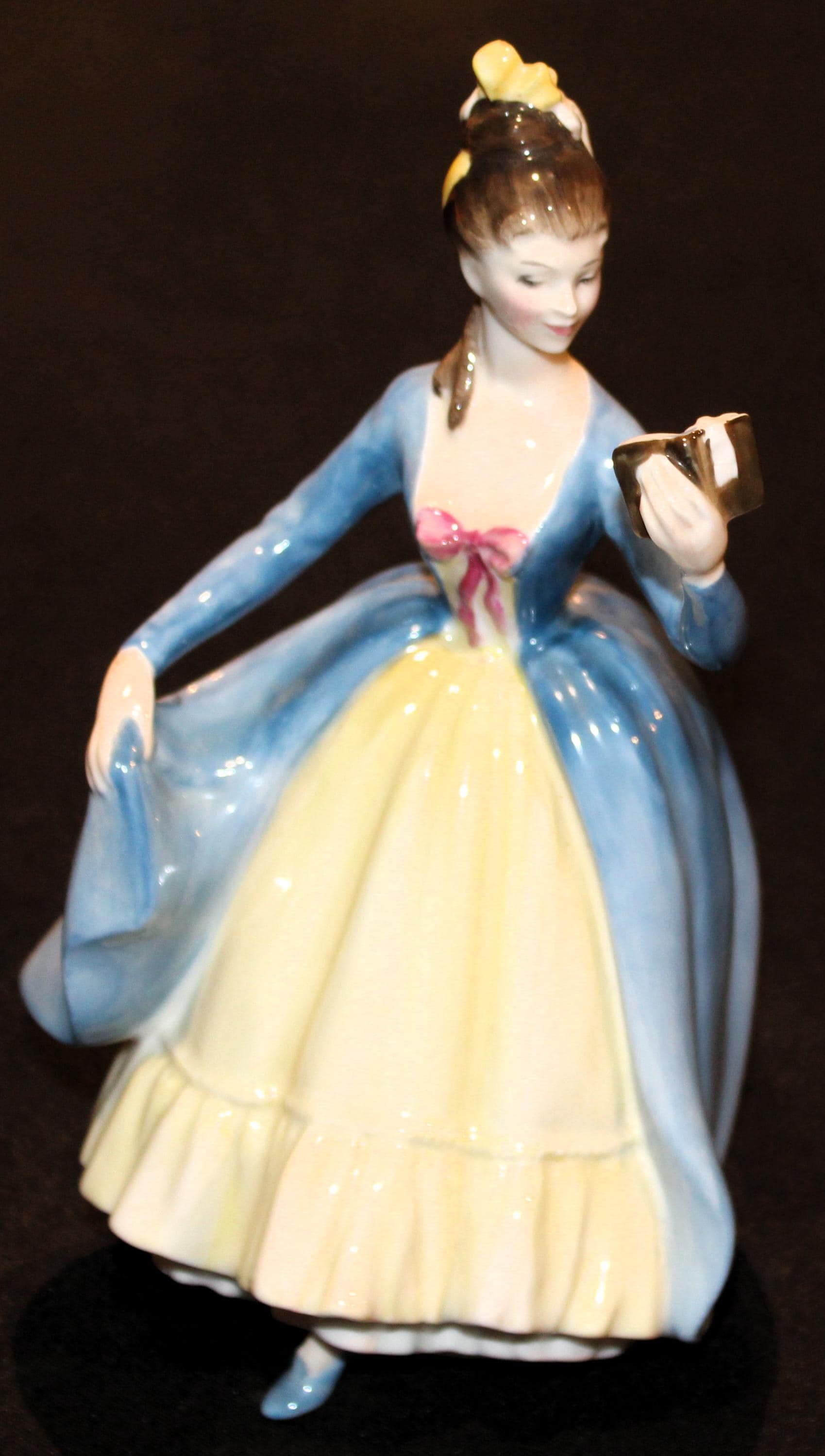 Royal Doulton Leading Lady HN2269 Figurine - Etsy