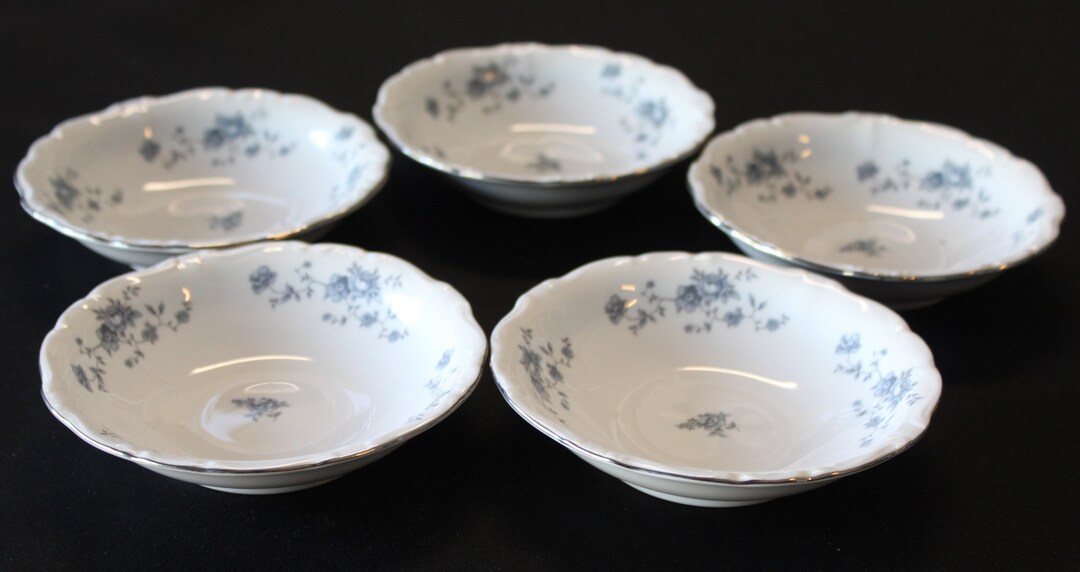 Traditions Johann Haviland Thailand Blue Garland Set of Five Fruit