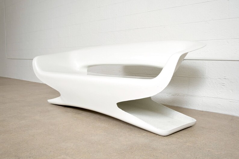 Stunning Mid Century Modern Sculptural White Molded Fiberglass Couch Mid Century Sofa