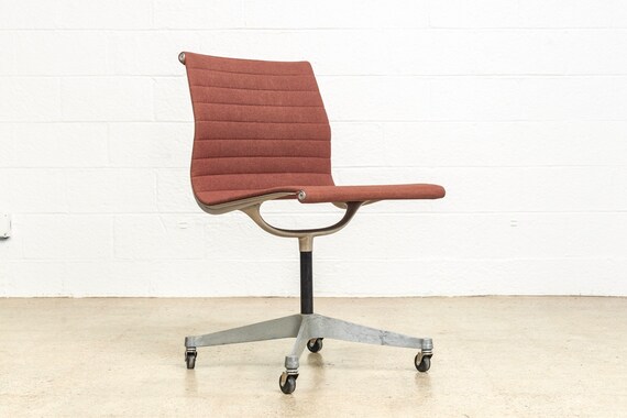 Mid Century Office Chair Original Vintage Charles And Ray Etsy