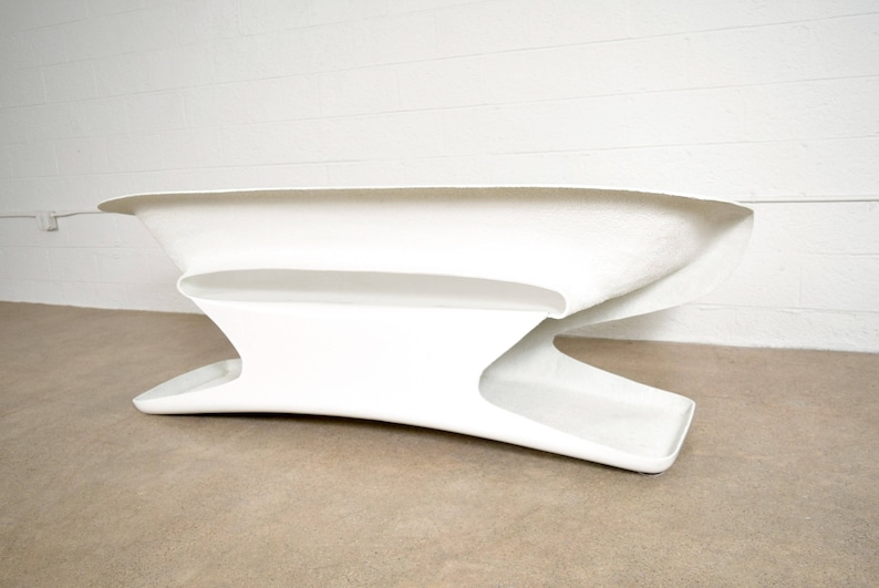 Stunning Mid Century Modern Sculptural White Molded Fiberglass Couch Mid Century Sofa