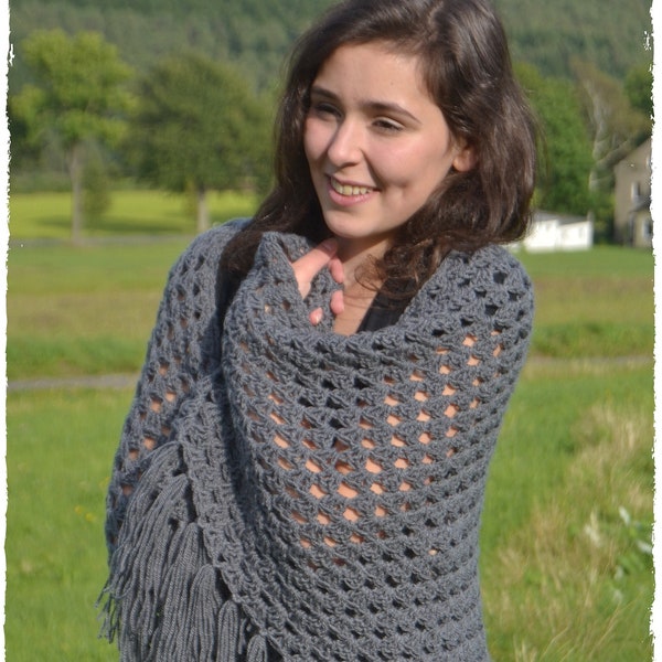 AVA + châle au crochet dans un superbe motif, étole, châle d'épaule, toutes les couleurs possibles, châle triangulaire avec franges