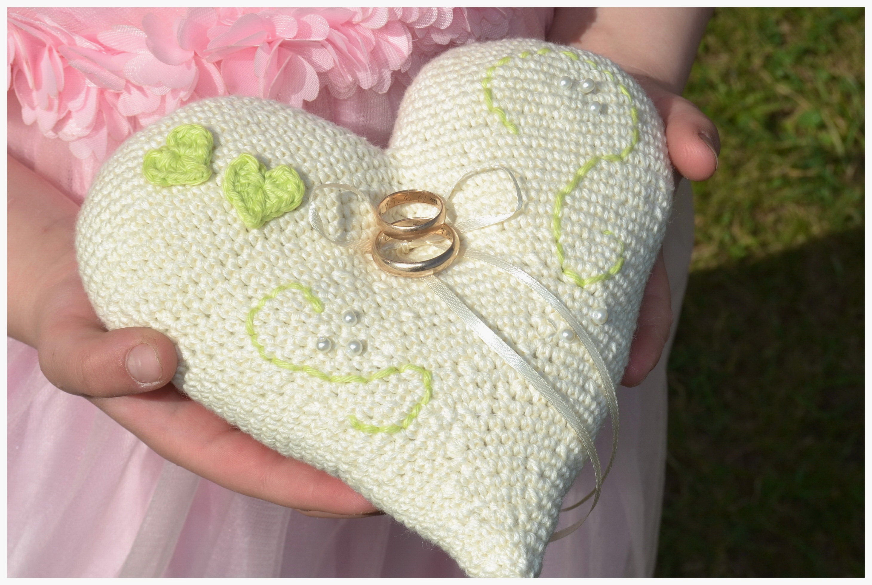 Crochet Ring Pillow UK