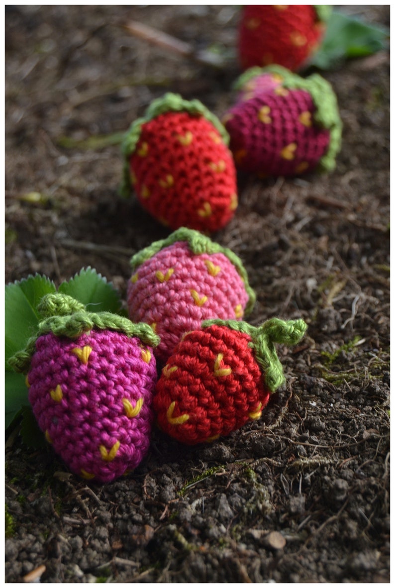 HÄKELANLEITUNG ERDBEEREN häkeln, Schlüsselanhänger, Spielküche oder Kaufmannsladen, Früchte häkeln, in deutscher Sprache Bild 6