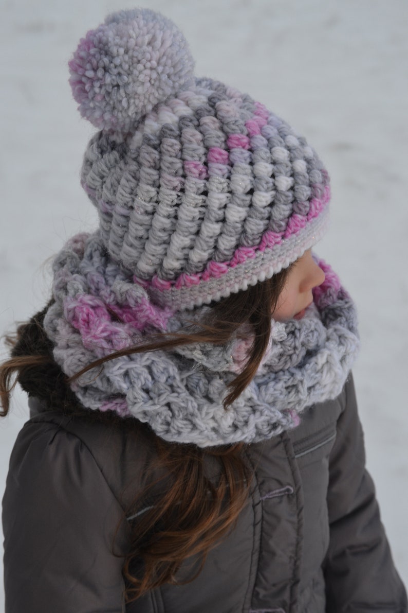 LUXURY H\u00c4KELANLEITUNG Bommelm\u00fctze und Schal h\u00e4keln in Gr\u00f6\u00dfe 42-60 cm Kopfumfang in deutscher Sprache