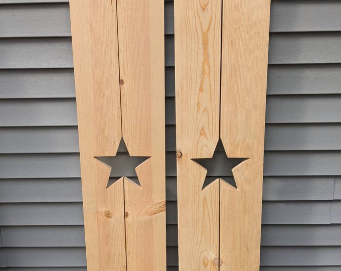 Exterior Star Shutter made of Pine perfect for your Cabin, cottage, or beach house great rustic northwoods decor. Quantity is per shutter