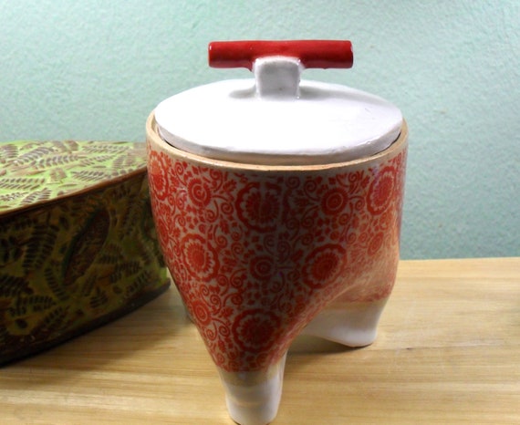 Asian Inspired Ceramic Keepsake Box in Red and White