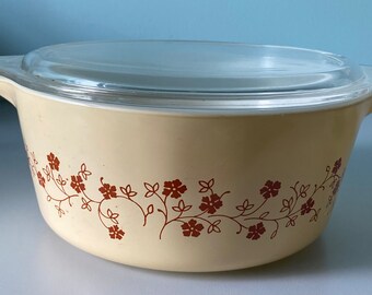 Vintage Pyrex Trailing Flowers Cinderella Baking Dish With Lid/Ready To Ship
