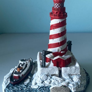 Harbour Lights Lighthouse/White Shoal Light/Michigan #704/Vintage Lighthouse/Ready To Ship