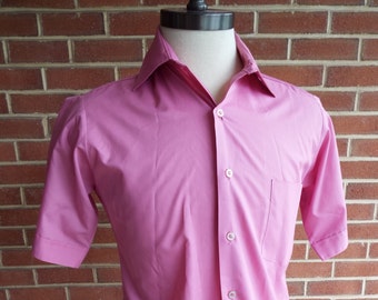 Vintage Short Sleeve Button Down Shirt by Van Heusen Hampshire House