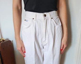 Vintage White Jeans by Chic