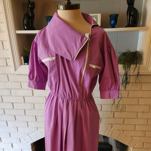 Vintage Purple Short Sleeve Dress with Zippers