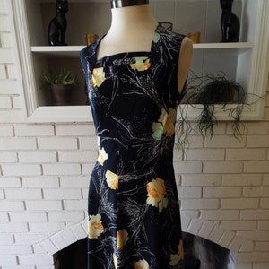 Vintage Sleeveless Black Floral Dress