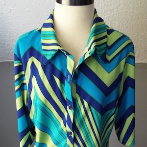 Beautiful Short Sleeve Mod Print Dress by BCBG