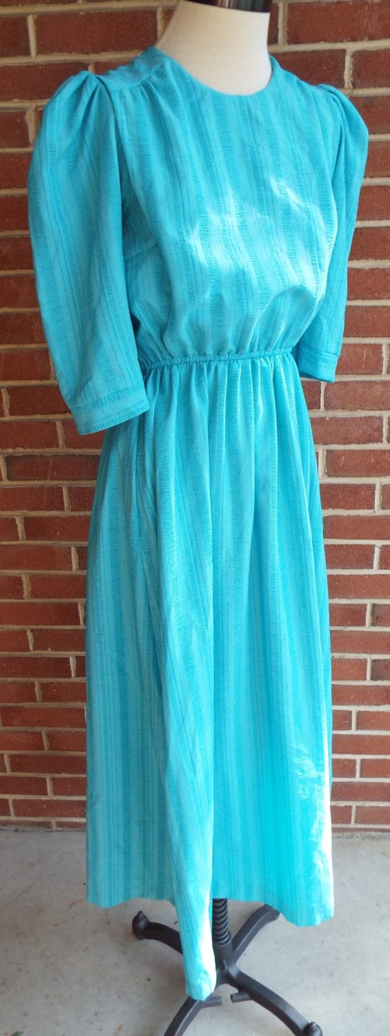 Vintage Turquoise Short Sleeve Dress - image 1