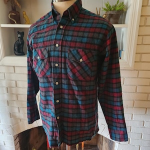 Vintage Langarm Button Down kariertes Hemd von Van Heusen