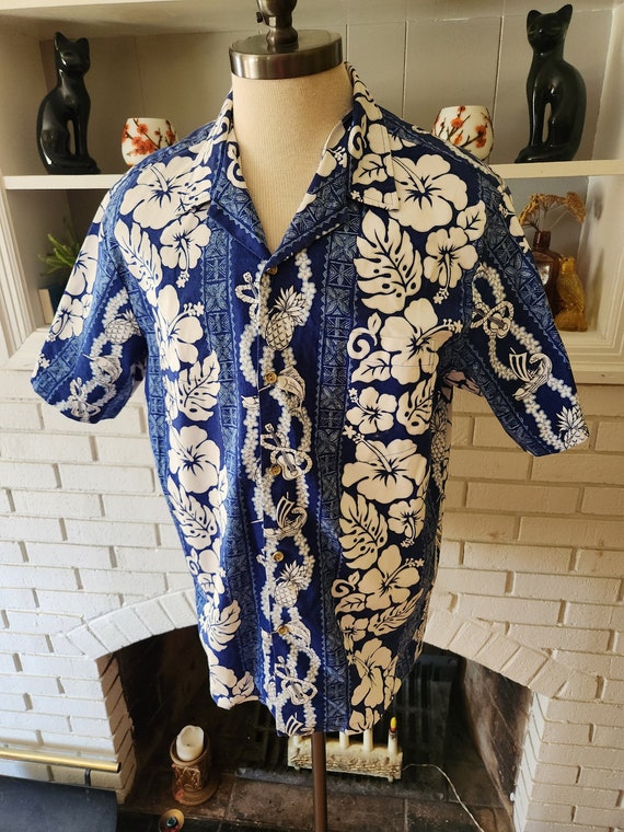 Vintage Short Sleeve Button Down Hawaiian Shirt by