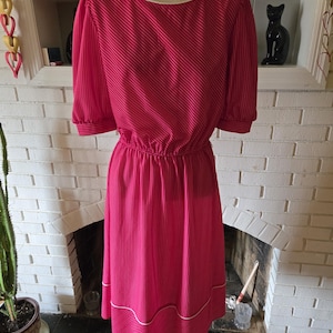 Vintage Short Sleeve Red and Pink Striped Dress