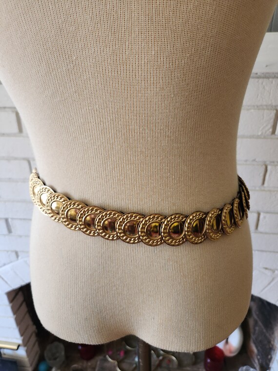 Vintage Gold Medallion Stretch Belt - image 3