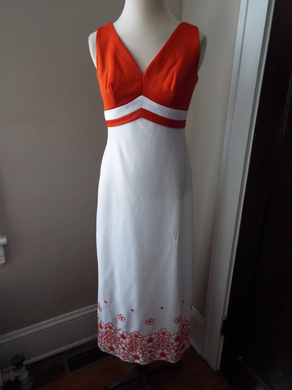 Vintage Sleeveless Orange Floral Dress by Mel War… - image 1