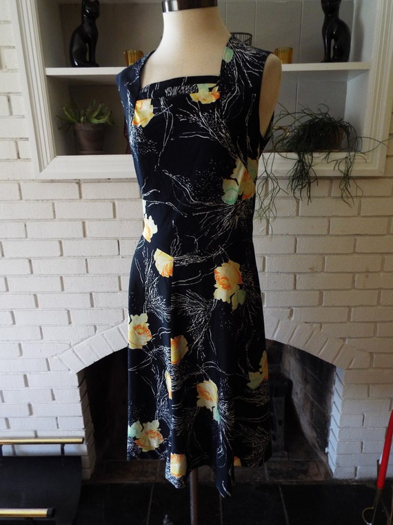 Vintage Sleeveless Black Floral Dress - image 1