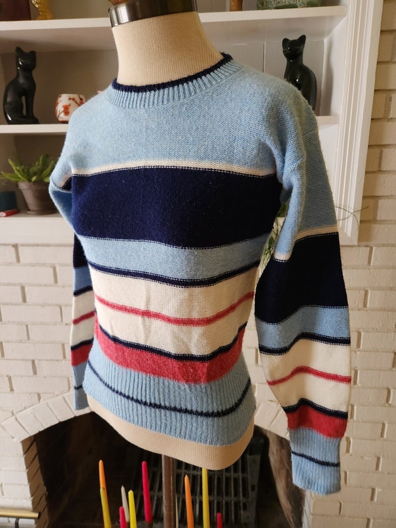 Vintage Womens Long Sleeve Sweater