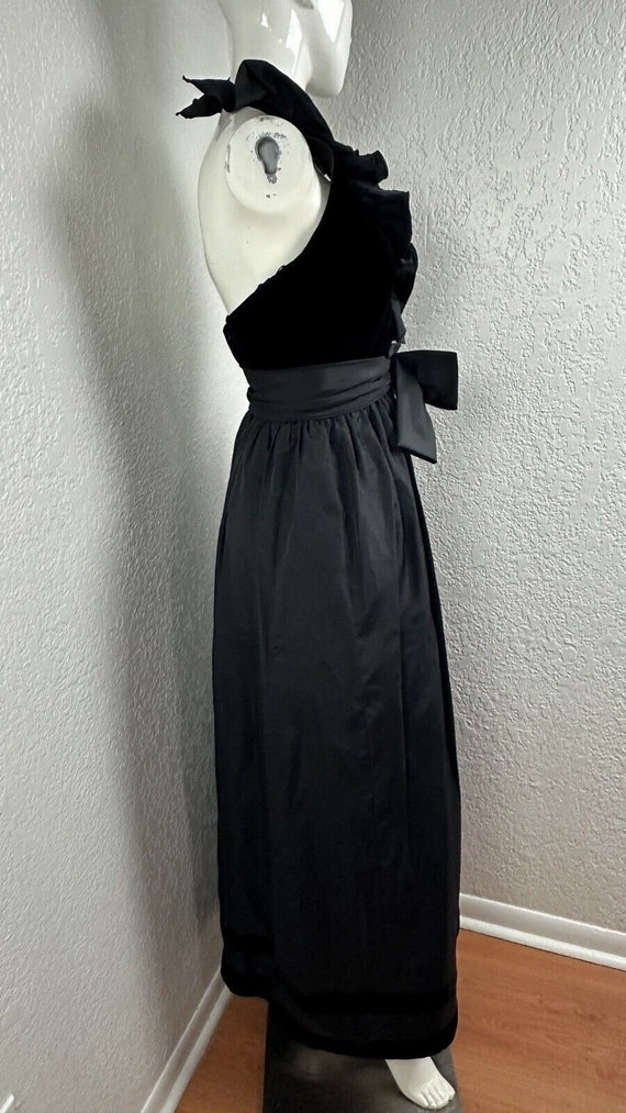 Vintage 70s Lee Jordan Black Velvet Maxi Dress Go… - image 3