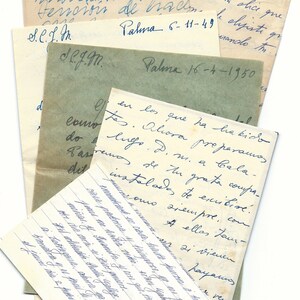 May include: A stack of handwritten letters with blue ink on white paper. The letters are folded and stacked on top of each other. The top letter has the text "Palma 16-4-1950" written on it.