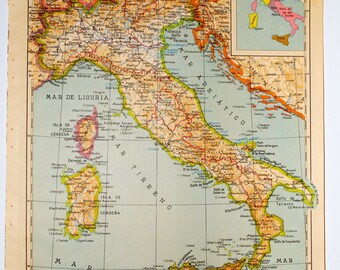 Antique Spanish map of Italy - 1940