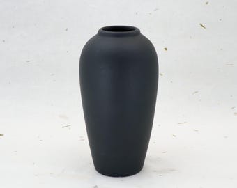 Matzwarte keramische vaas (16 cm/6,3 in hoogte): Wabi Sabi Home Decor