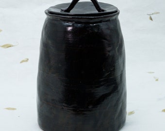 Pinched Black Ceramic Canister with Lid (800ml/27oz): Airtight Stoneware Jar for Dry Goods
