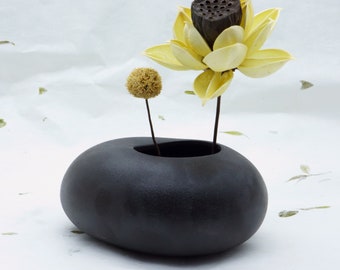 Zen Black Ceramic Vase (6cm/2.4in Height) | Minimalist Stoneware Flower Holder, Ikebana-Inspired Home Decor