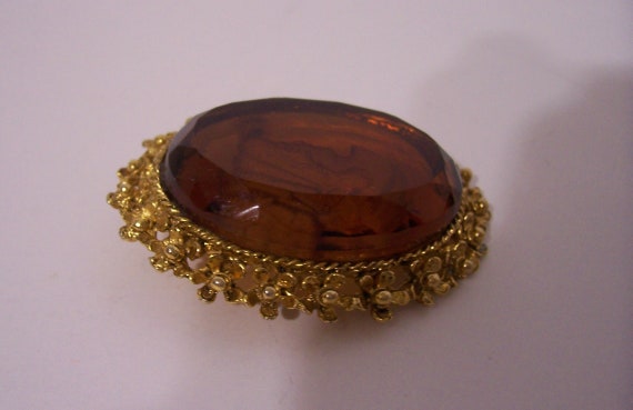 Vintage Amber Glass Brooch Intaglio Cameo Portrai… - image 3