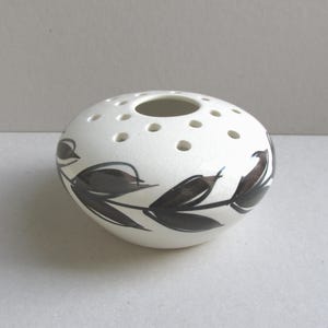 Vintage 1960s Jersey Pottery Posy Vase, White with Dark Brown Leaf Pattern, Dia 5" max