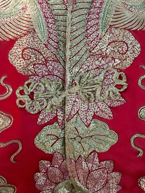 Red silk and silver,gold bullion embroidered Chin… - image 6