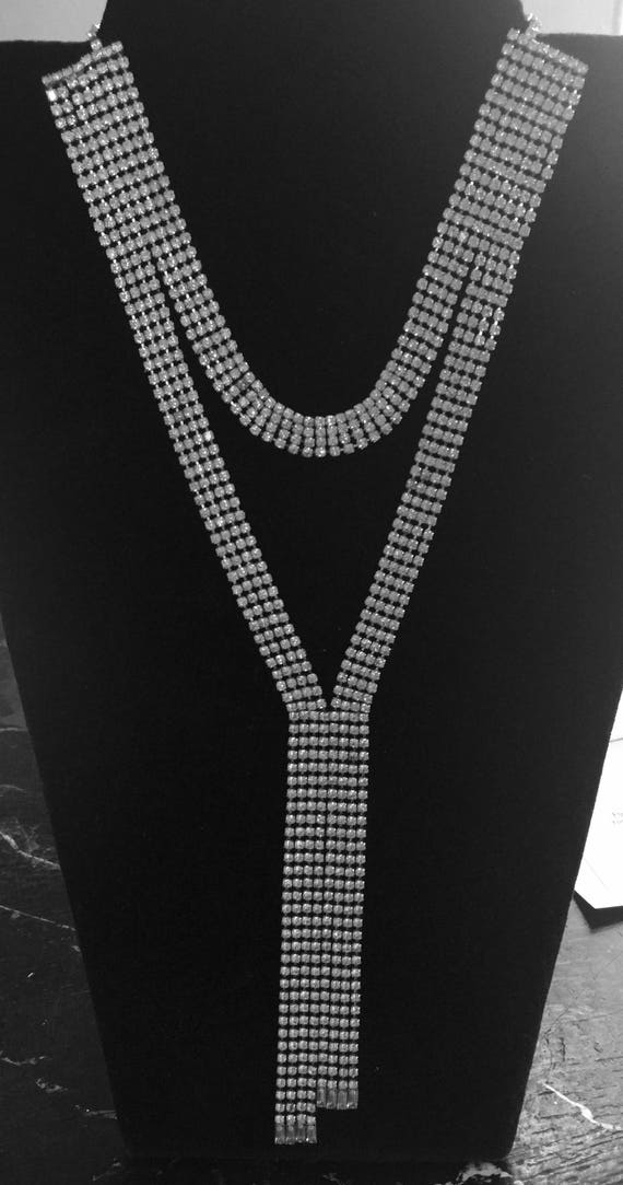 Fabulous 1970s y chocker necklace in rhinestones a