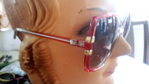Seventies mod oversized red  licite sunglasses in… - image 2