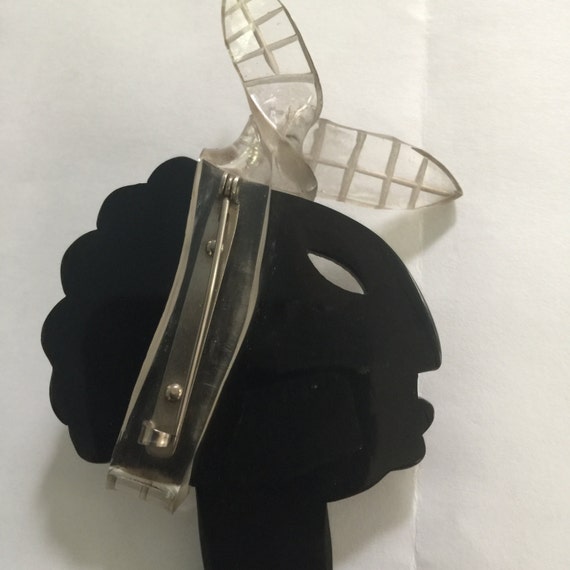 Lucite and bakelite face pin,Afrocentric with tig… - image 4