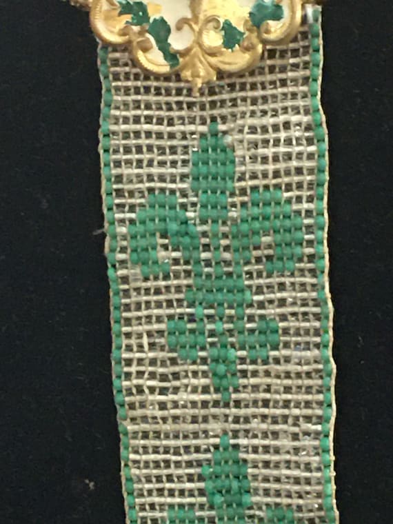 1920s beaded fleur des lis pattern belt in green - image 4