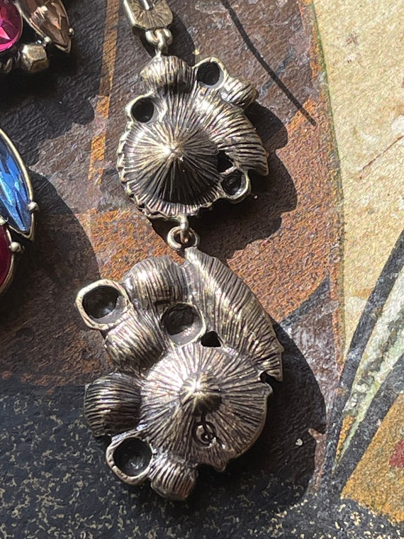 French hook multicolor dangle earrings, circa 198… - image 5