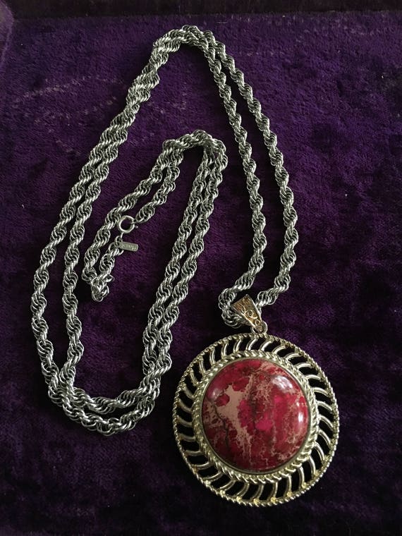 Monet pendant necklace circa 1970 with red stone … - image 1