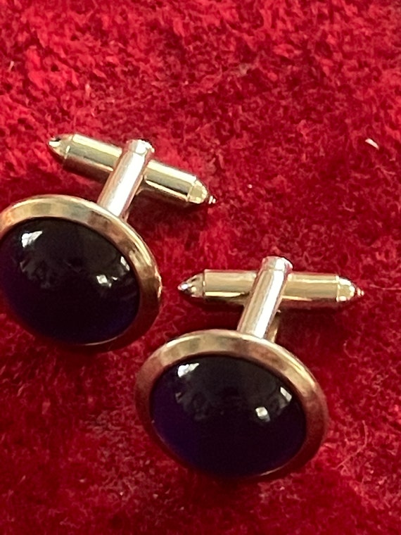 Sapphire blue cabochon gold metal cufflinks, circ… - image 2