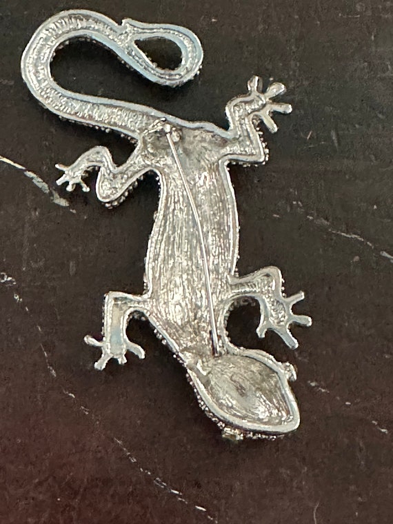 Rhinestone lizard,gecko brooch,circa 1960,with gre