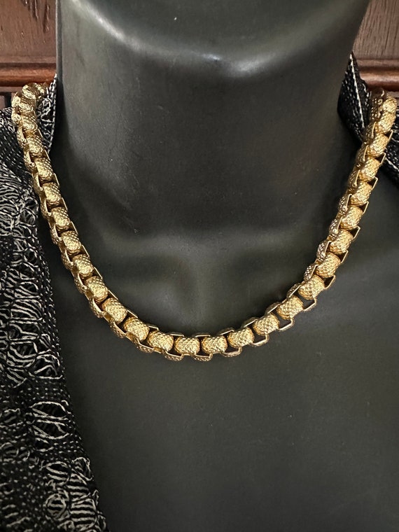 Sarah Coventry gold box chain ,circa 1980s modern… - image 5