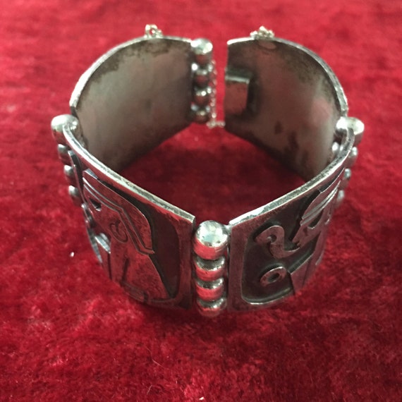 1940s solid sterling Mexican signed bracelet with… - image 2