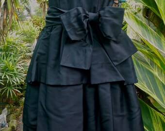 Coty award winner Kaspar dress in Black silk heavy satin circa 1966 for Joan Leslie