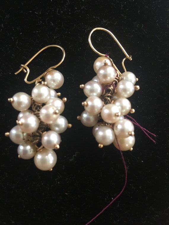 14kt gold and pearl drop earrings circa 1970