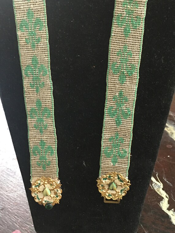 1920s beaded fleur des lis pattern belt in green - image 6