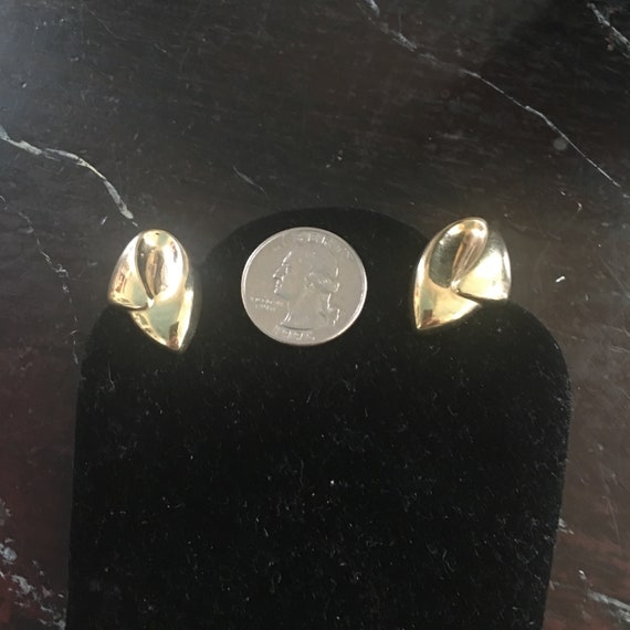 14 karat gold,mid century,clip on earrings in geo… - image 3